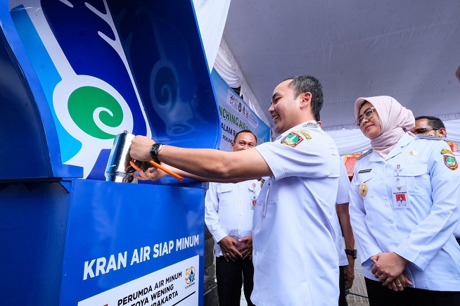 Jamin Kualitas dan Aman Dikonsumsi, Respati Launching Air Siap Minum Toya Wening di Pasar Gede